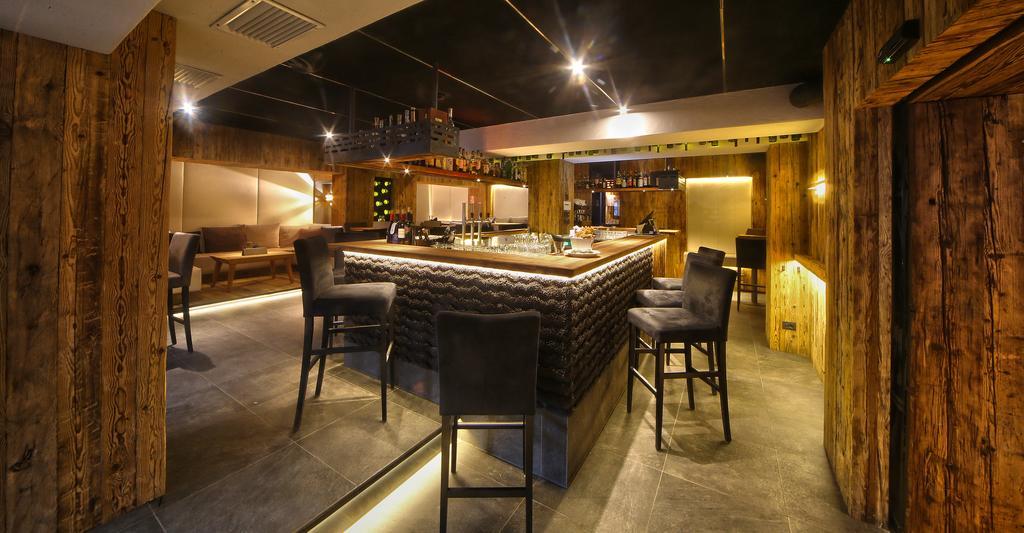 Hotel Marmolada Корвара ин Бадия Екстериор снимка
