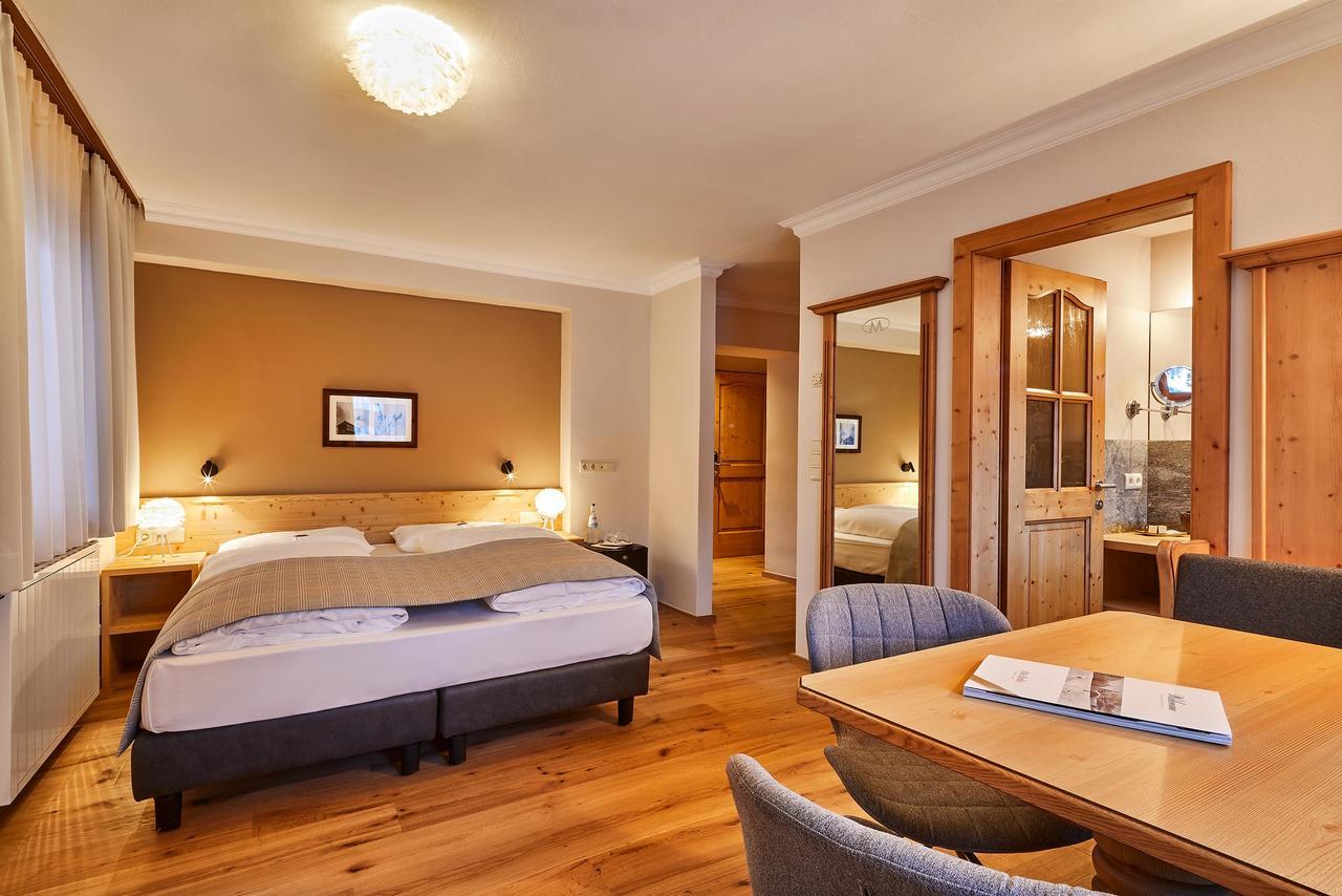 Hotel Marmolada Корвара ин Бадия Екстериор снимка